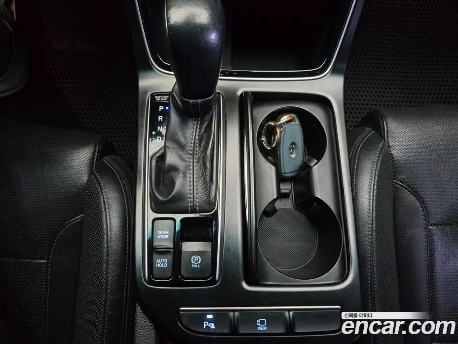 Hyundai Grandeur 2017 2.4 автомат (гидро), фото 8