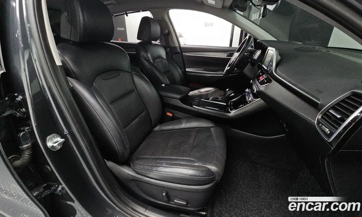 Hyundai Grandeur 2017 3.0 автомат (гидро), фото 15