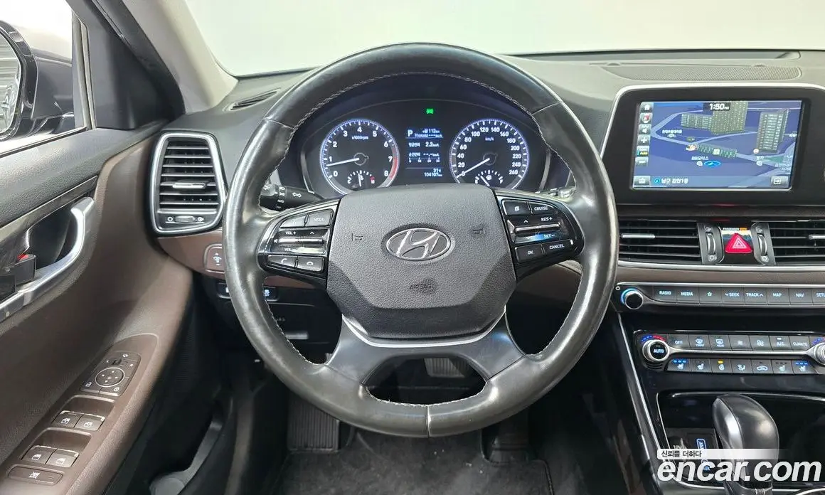 Hyundai Grandeur 2018 2.4 автомат (гидро), фото 13