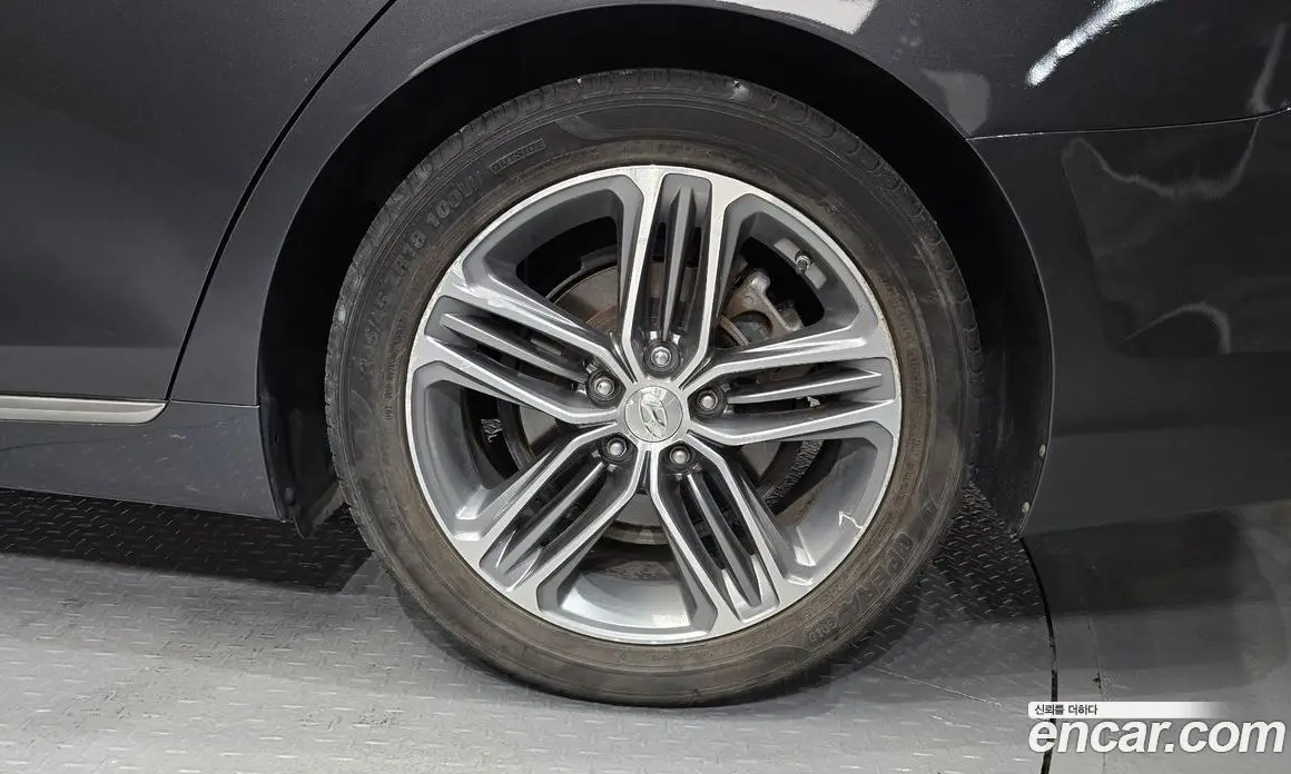 Hyundai Grandeur 2018 2.4 автомат (гидро), фото 7