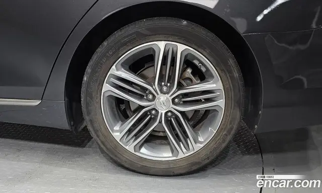 Hyundai Grandeur 2018 2.4 автомат (гидро), миниатюра 7