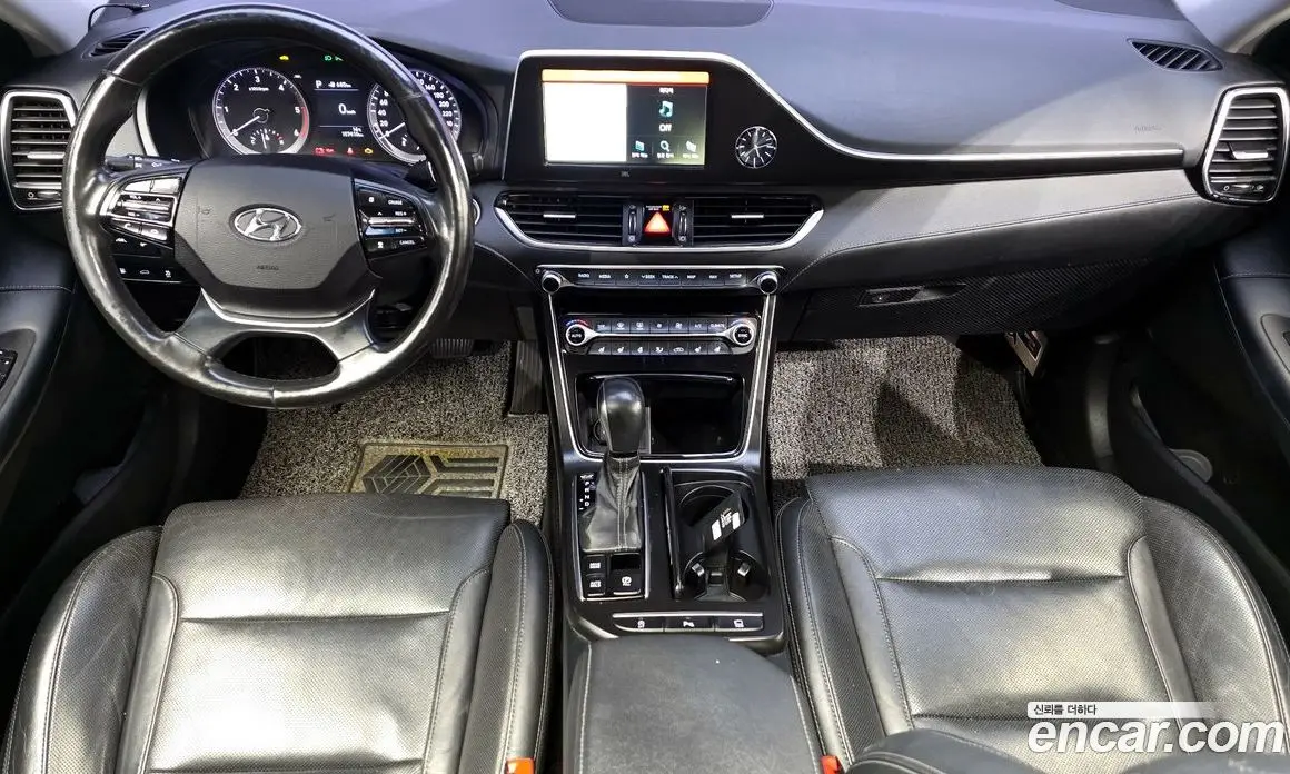 Hyundai Grandeur 2018 2.2 автомат (гидро), фото 10