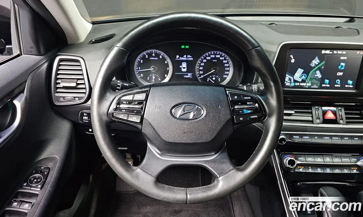 Hyundai Grandeur 2018 2.4 автомат (гидро), фото 13 Hyundai Grandeur 2018 2.4 автомат (гидро), фото 13