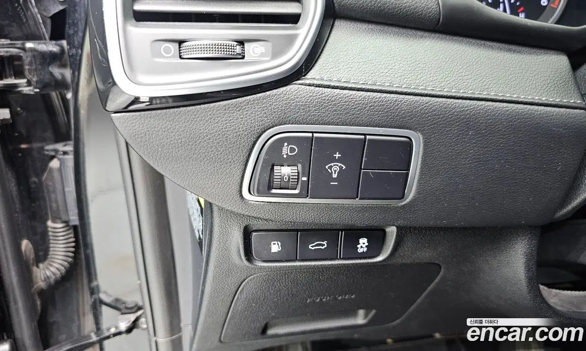 Hyundai Grandeur 2018 2.4 автомат (гидро), фото 19 Hyundai Grandeur 2018 2.4 автомат (гидро), фото 19