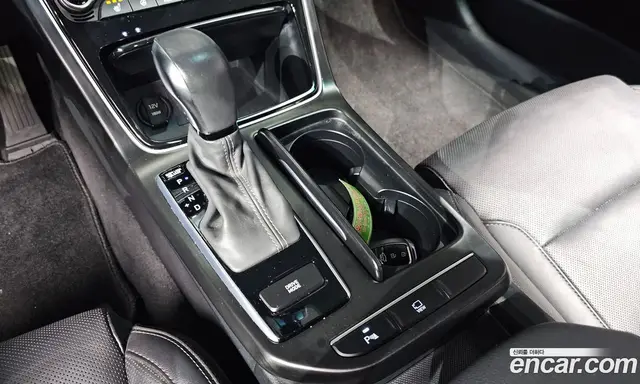 Hyundai Grandeur 2018 2.4 автомат (гидро), миниатюра 9 Hyundai Grandeur 2018 2.4 автомат (гидро), миниатюра 9