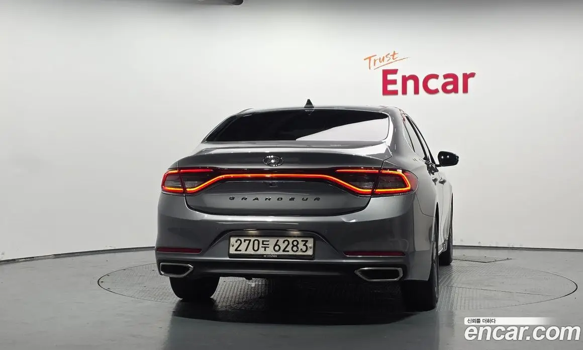 Hyundai Grandeur 2018 2.4 автомат (гидро), фото 4