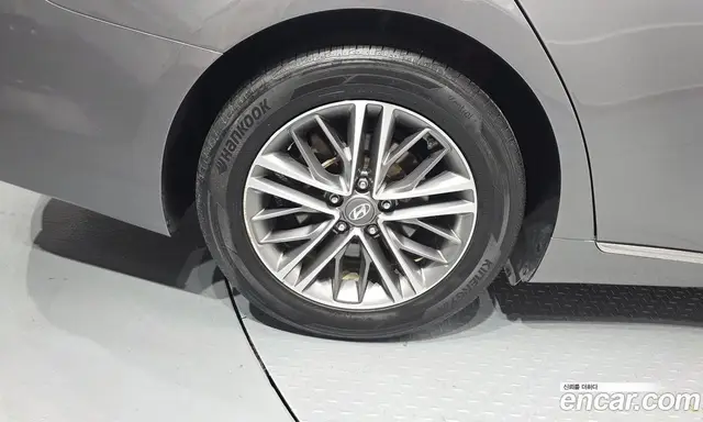 Hyundai Grandeur 2018 2.4 автомат (гидро), миниатюра 5