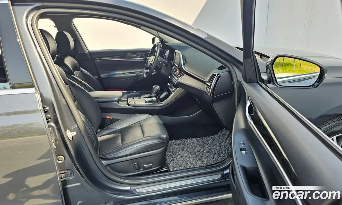 Hyundai Grandeur 2019 2.4 автомат (гидро), фото 16
