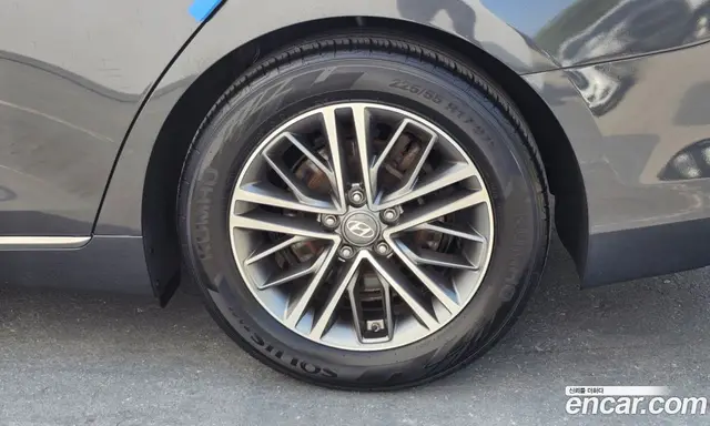 Hyundai Grandeur 2019 2.4 автомат (гидро), миниатюра 7