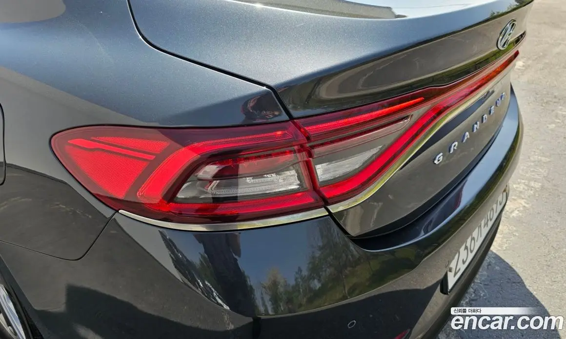 Hyundai Grandeur 2019 2.4 автомат (гидро), фото 9