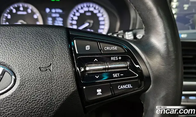 Hyundai Grandeur 2019 2.4 автомат (гидро), миниатюра 12