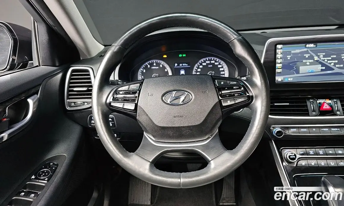 Hyundai Grandeur 2019 2.4 автомат (гидро), фото 13