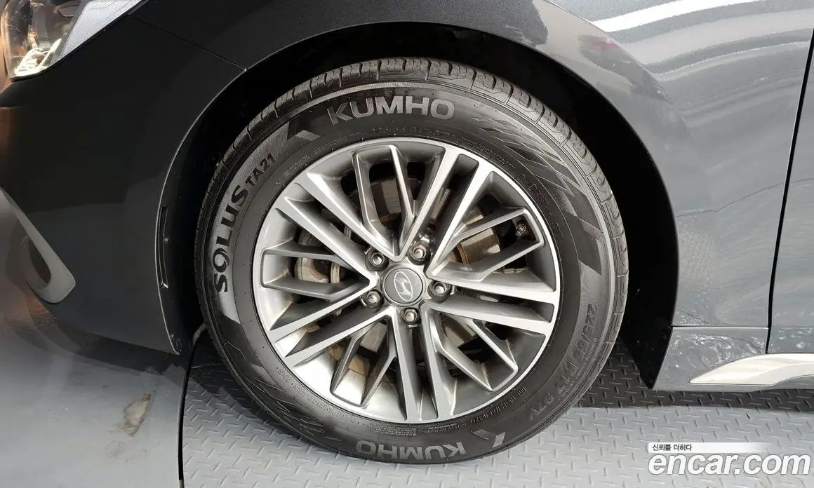 Hyundai Grandeur 2019 2.4 автомат (гидро), фото 5