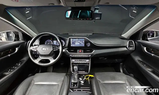 Hyundai Grandeur 2019 2.4 автомат (гидро), миниатюра 7