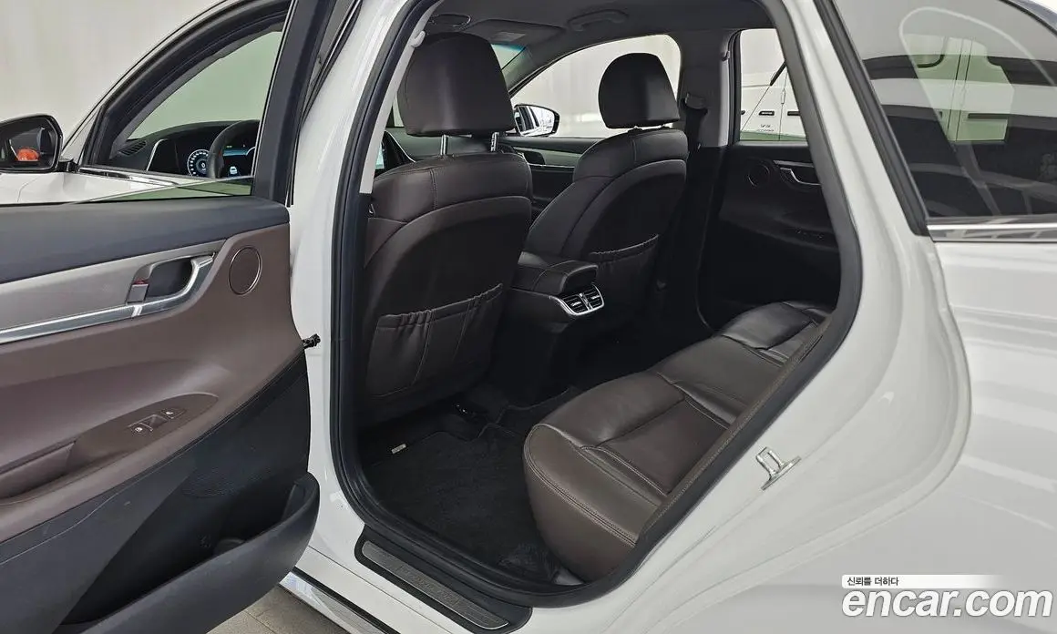 Hyundai Grandeur 2020 2.5 автомат (гидро), фото 16