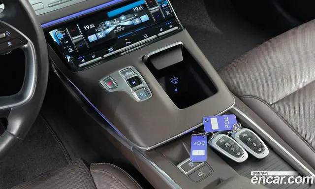 Hyundai Grandeur 2020 2.5 автомат (гидро), миниатюра 11 Hyundai Grandeur 2020 2.5 автомат (гидро), миниатюра 11