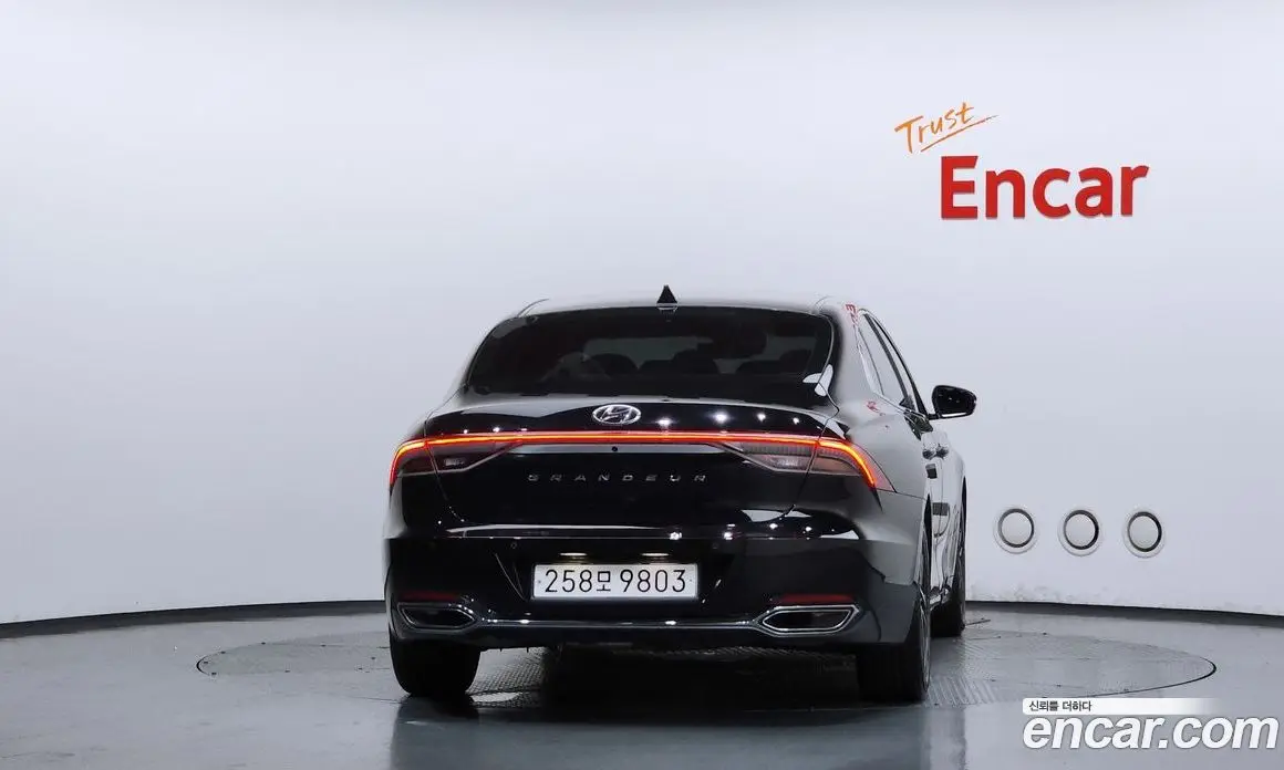 Hyundai Grandeur 2021 2.5 автомат (гидро), фото 3