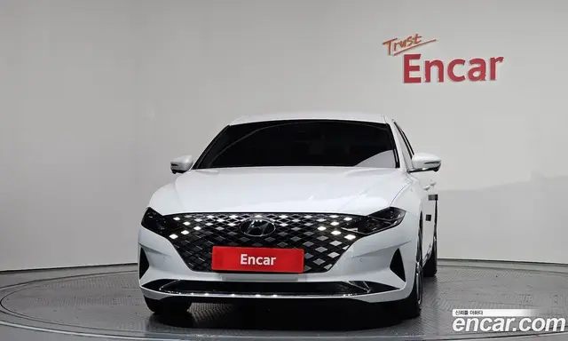 Hyundai Grandeur 2021 2.5 автомат (гидро), миниатюра 3 Hyundai Grandeur 2021 2.5 автомат (гидро), миниатюра 3