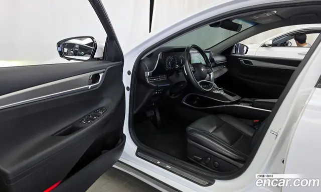 Hyundai Grandeur 2021 2.5 автомат (гидро), миниатюра 10 Hyundai Grandeur 2021 2.5 автомат (гидро), миниатюра 10