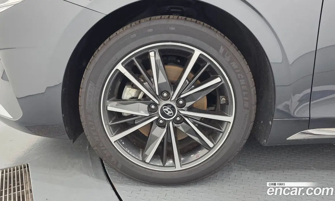 Hyundai Grandeur 2022 2.5 автомат (гидро), фото 5