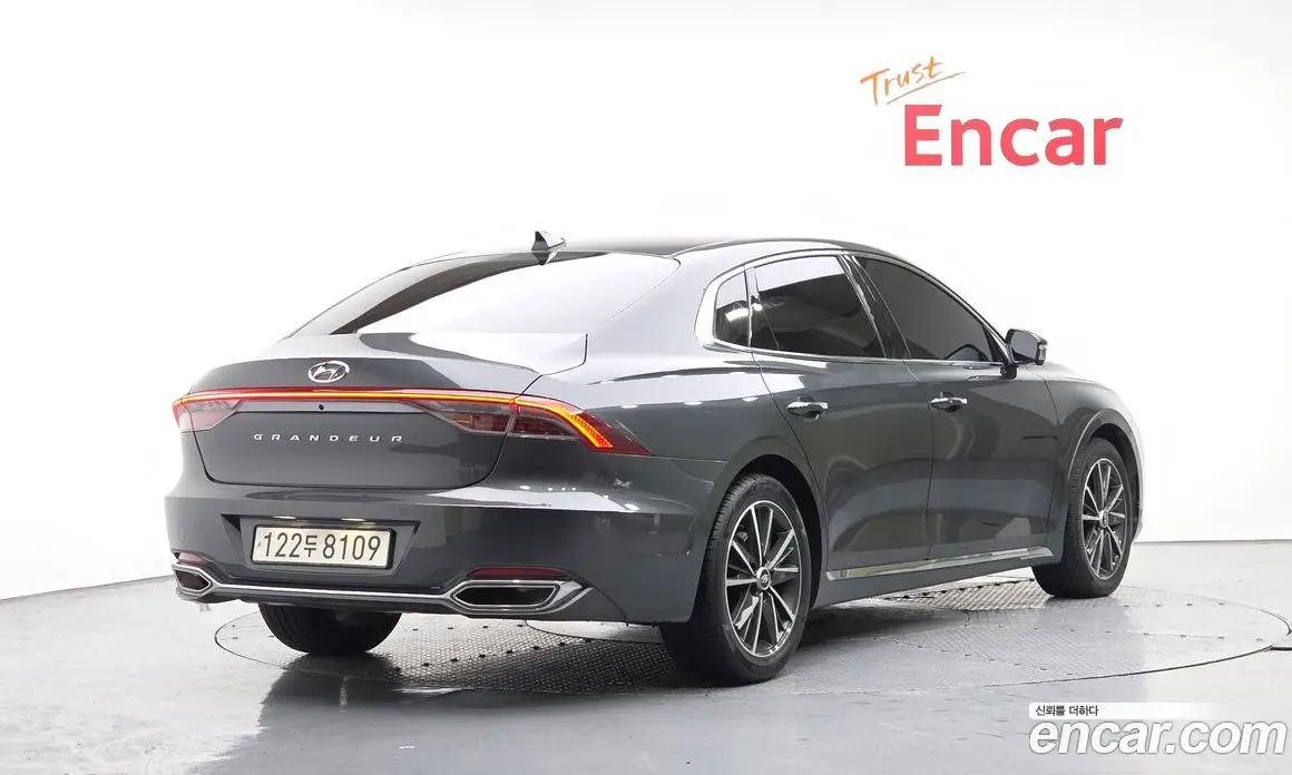 Hyundai Grandeur 2022 2.5 автомат (гидро), фото 2 Hyundai Grandeur 2022 2.5 автомат (гидро), фото 2