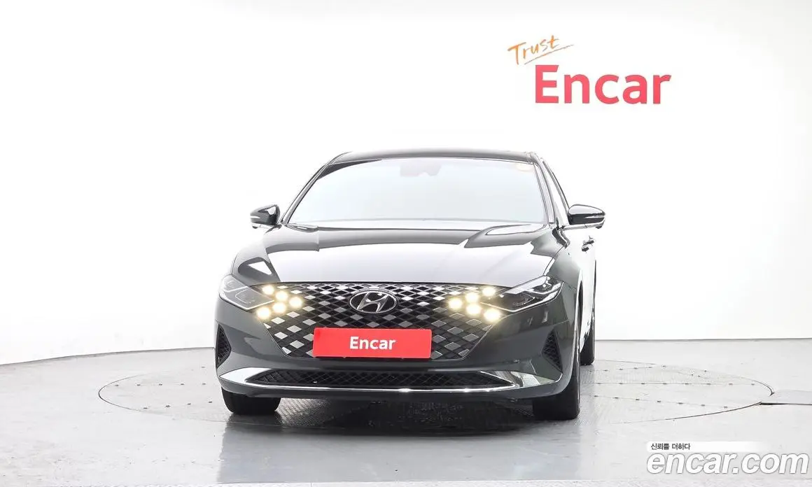 Hyundai Grandeur 2022 2.5 автомат (гидро), фото 3 Hyundai Grandeur 2022 2.5 автомат (гидро), фото 3