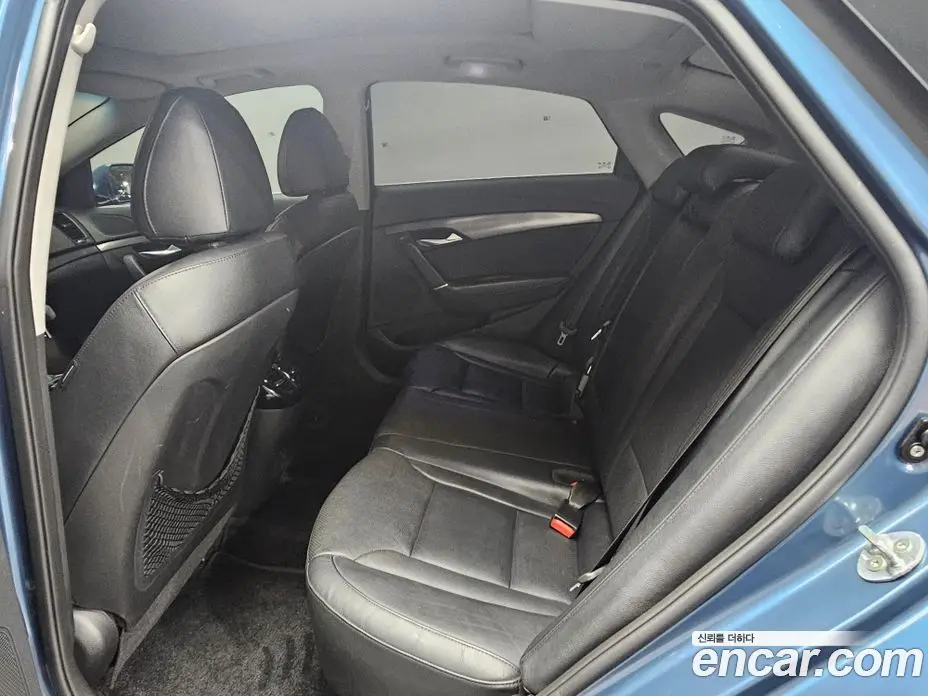 Hyundai i40 2012 2.0 автомат (гидро), фото 12 Hyundai i40 2012 2.0 автомат (гидро), фото 12