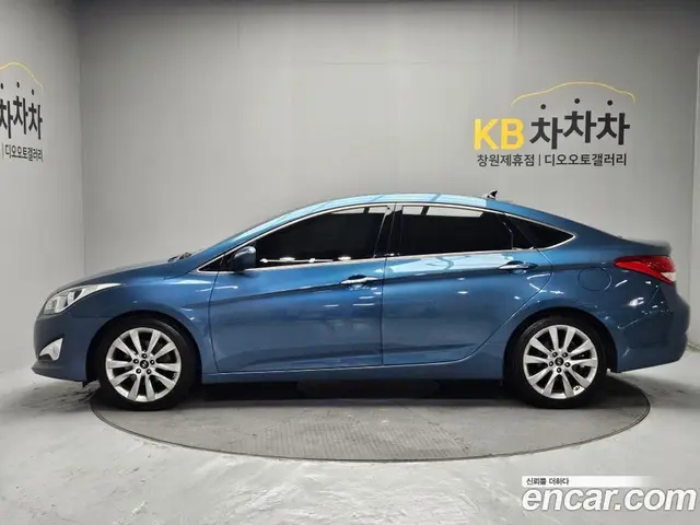 Hyundai i40 2012 2.0 автомат (гидро), миниатюра 3 Hyundai i40 2012 2.0 автомат (гидро), миниатюра 3