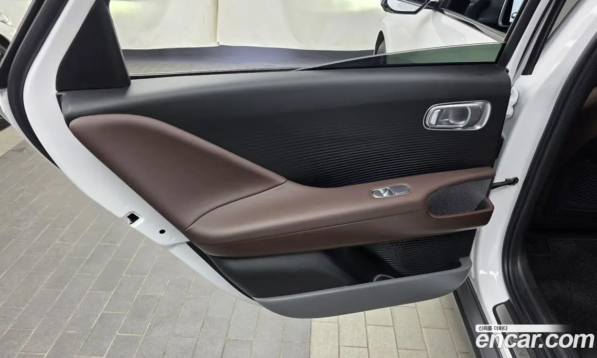 Hyundai Ioniq 6 2023 0.1 автомат (гидро), фото 15