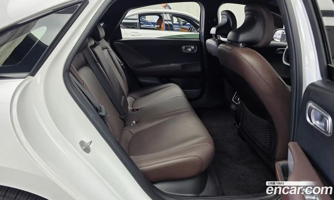Hyundai Ioniq 6 2023 0.1 автомат (гидро), фото 18