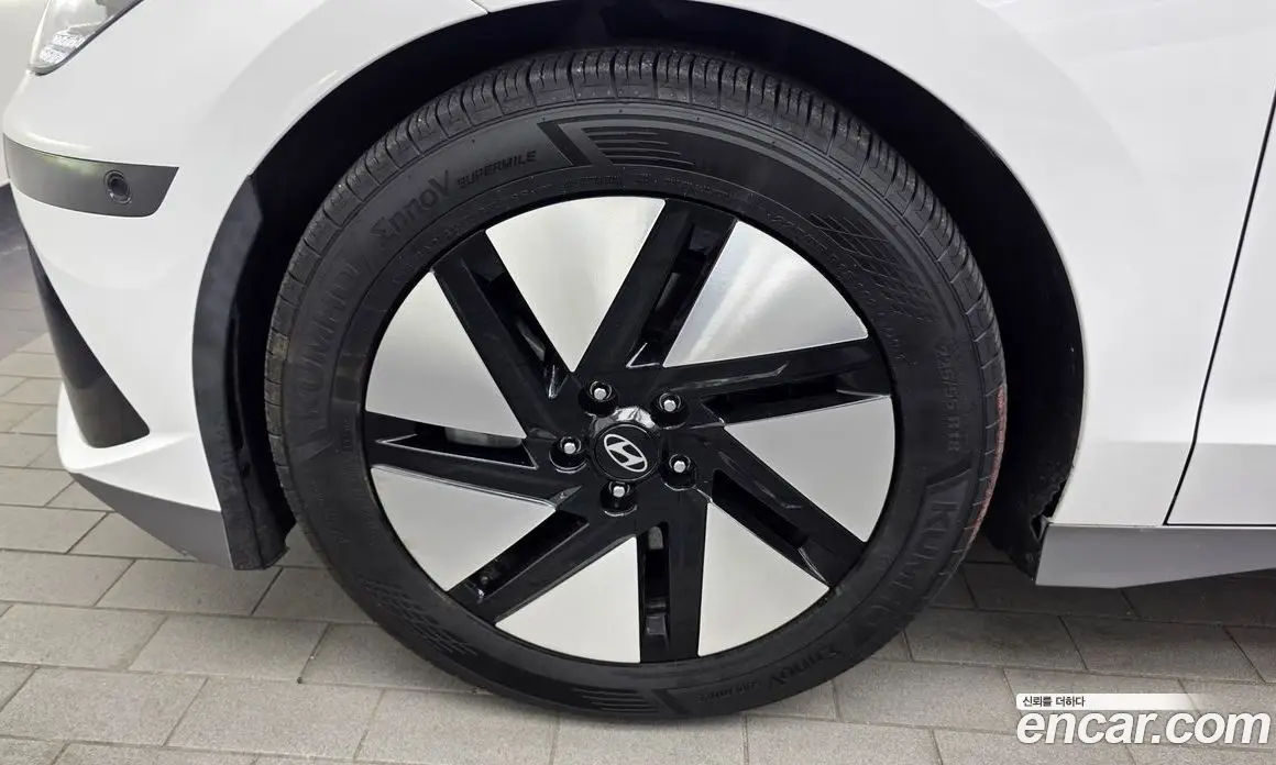 Hyundai Ioniq 6 2023 0.1 автомат (гидро), фото 5