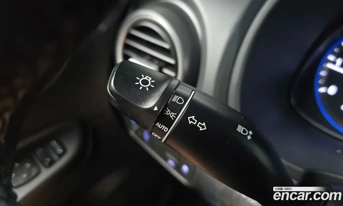 Hyundai Kona 2019 1.6 автомат (гидро), фото 19