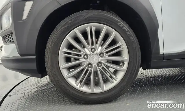 Hyundai Kona 2019 1.6 автомат (гидро), миниатюра 5