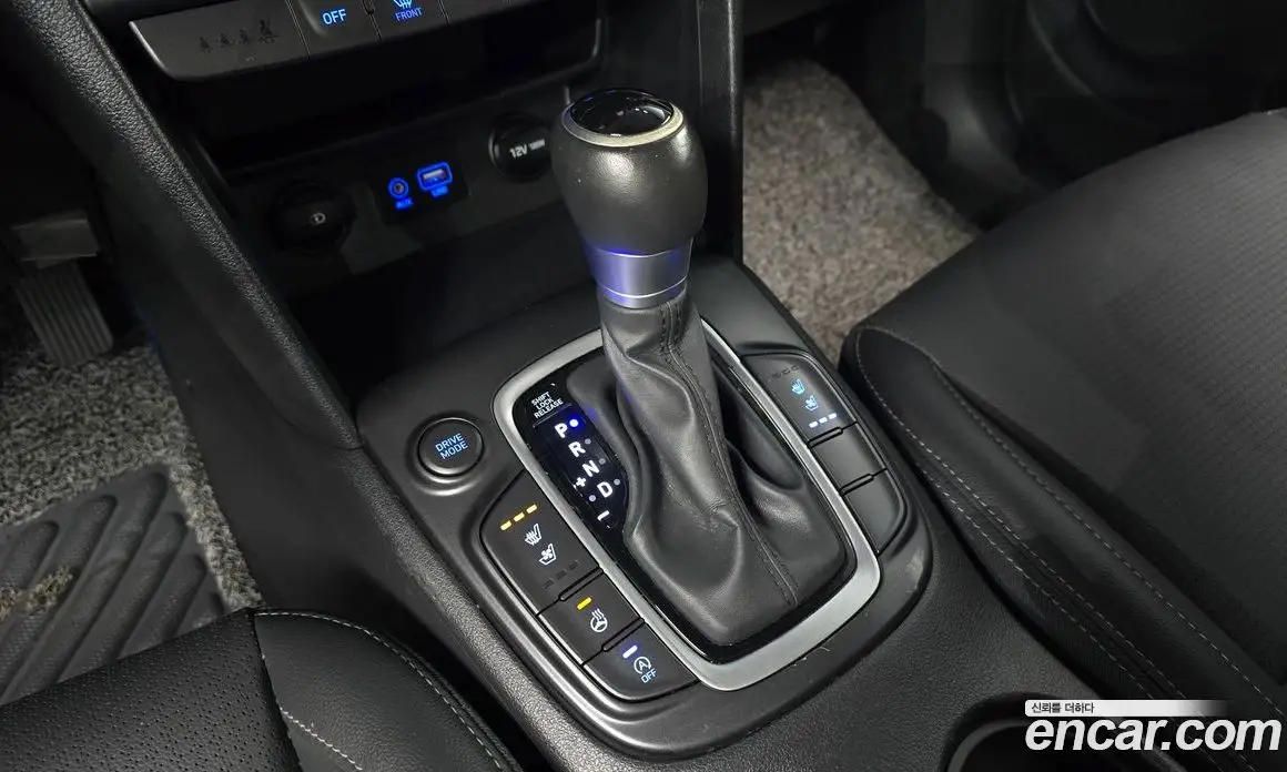 Hyundai Kona 2019 1.6 автомат (гидро), фото 9