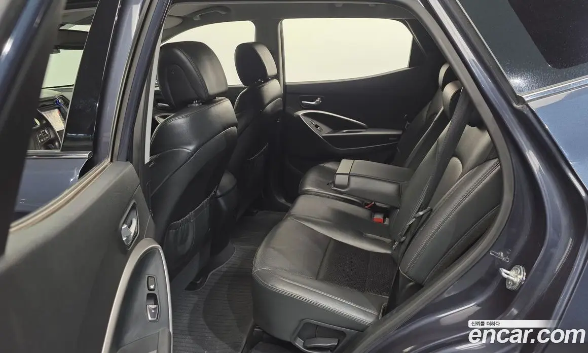 Hyundai Santa Fe 2013 2.0 автомат (гидро), фото 12 Hyundai Santa Fe 2013 2.0 автомат (гидро), фото 12