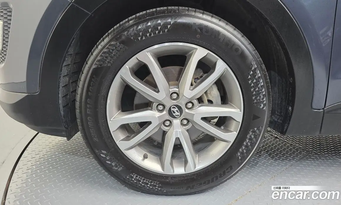 Hyundai Santa Fe 2013 2.0 автомат (гидро), фото 5 Hyundai Santa Fe 2013 2.0 автомат (гидро), фото 5