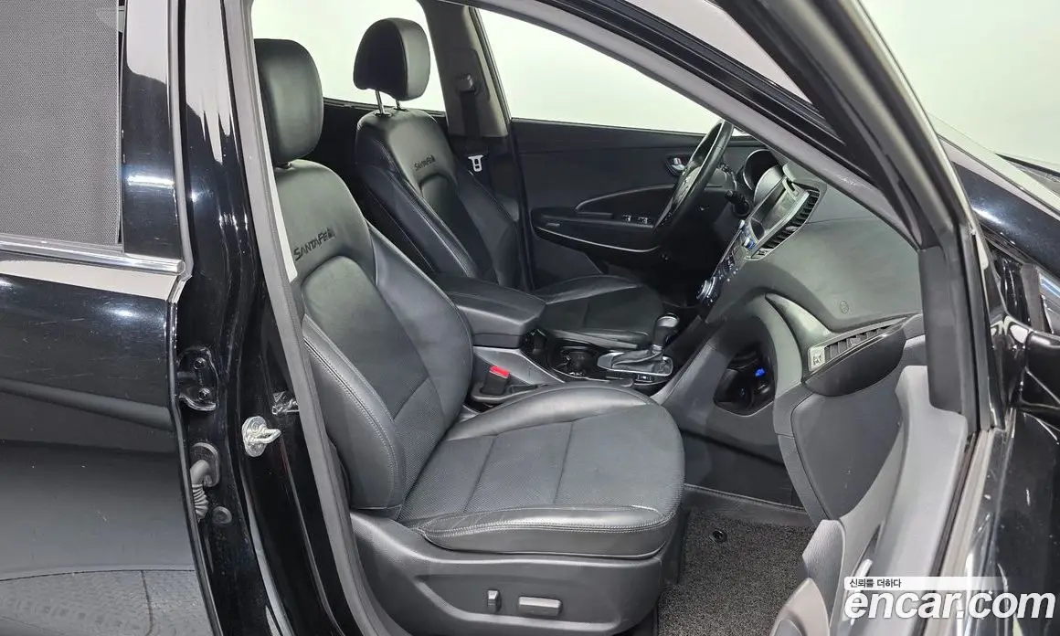 Hyundai Santa Fe 2016 2.0 автомат (гидро), фото 11 Hyundai Santa Fe 2016 2.0 автомат (гидро), фото 11