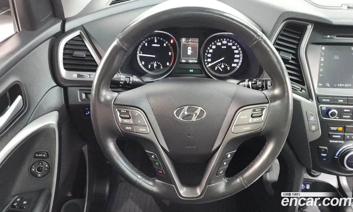 Hyundai Santa Fe 2017 2.0 автомат (гидро), фото 19