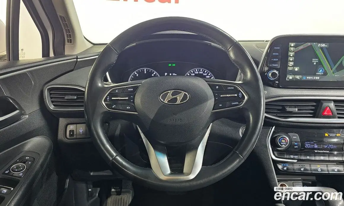 Hyundai Santa Fe 2018 2.0 автомат (гидро), фото 13 Hyundai Santa Fe 2018 2.0 автомат (гидро), фото 13
