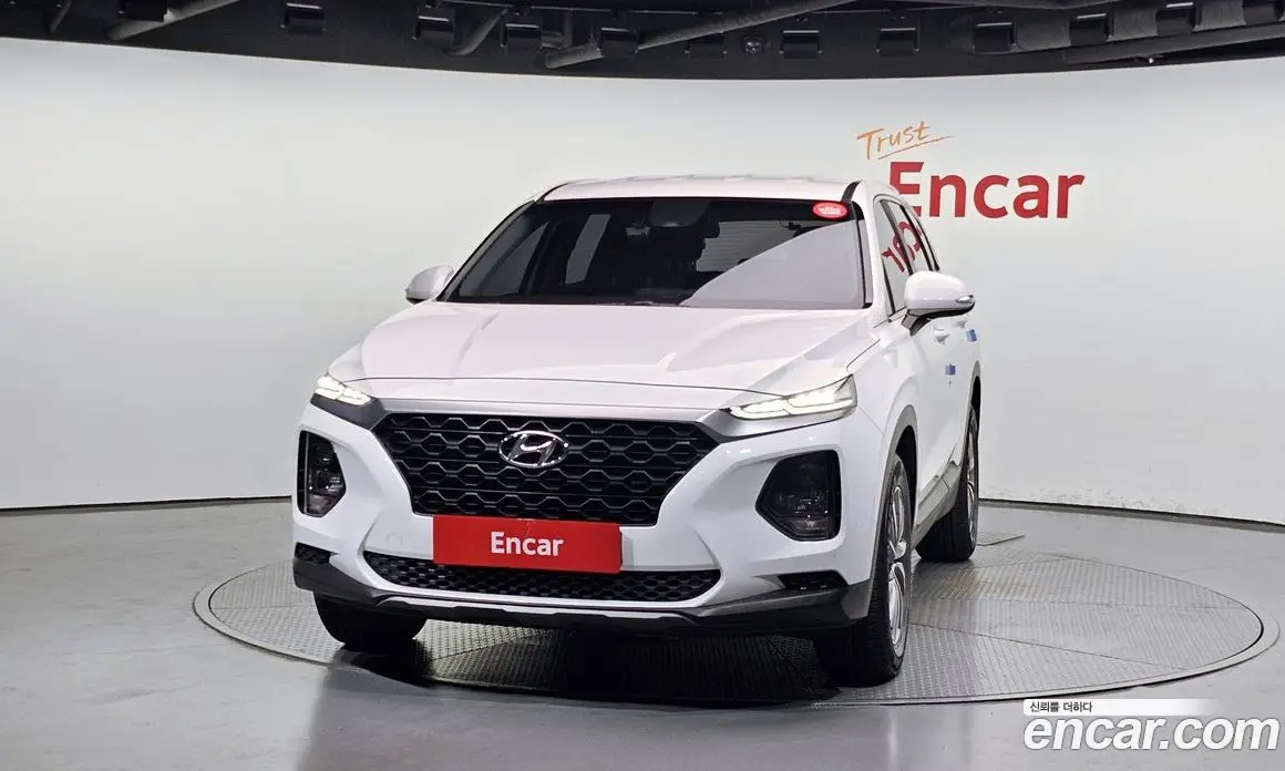 Hyundai Santa Fe 2018 2.0 автомат (гидро), фото 3 Hyundai Santa Fe 2018 2.0 автомат (гидро), фото 3