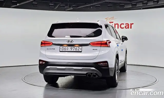 Hyundai Santa Fe 2018 2.0 автомат (гидро), миниатюра 4 Hyundai Santa Fe 2018 2.0 автомат (гидро), миниатюра 4