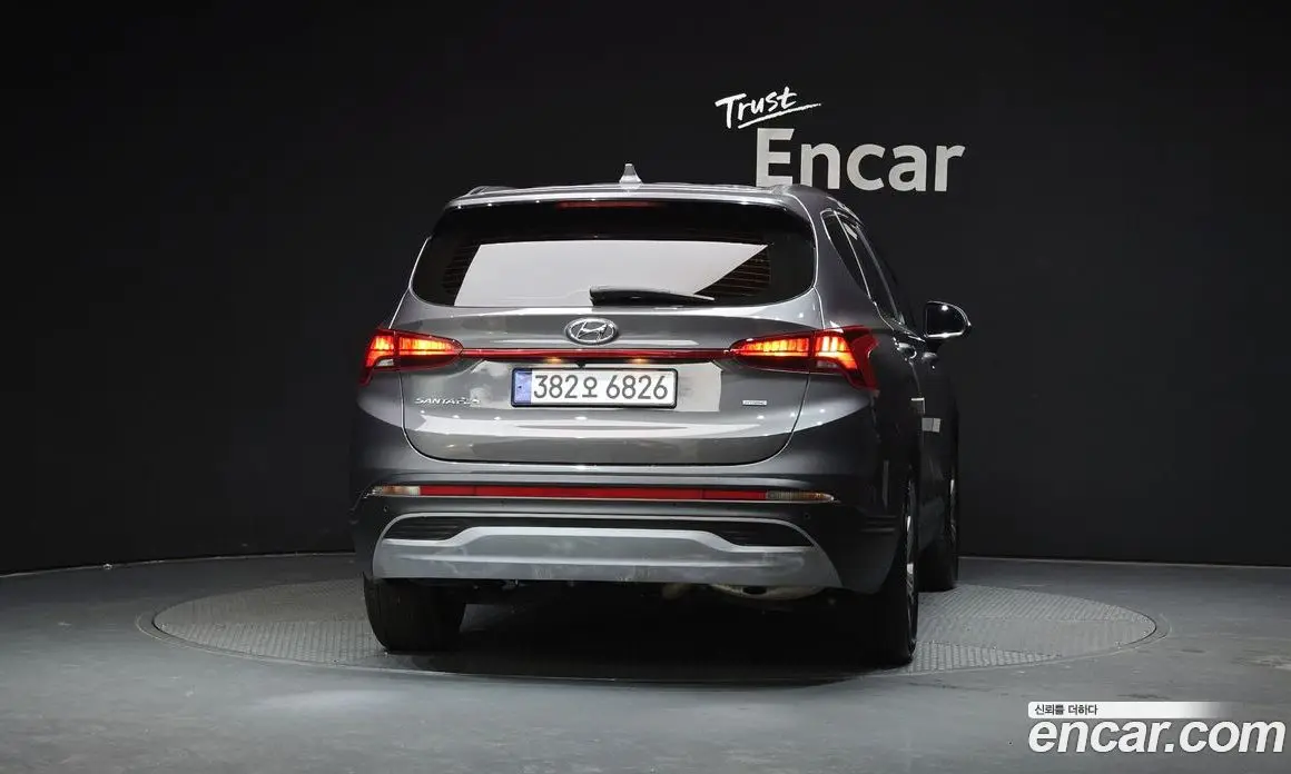 Hyundai Santa Fe 2021 2.2 автомат (гидро), фото 4