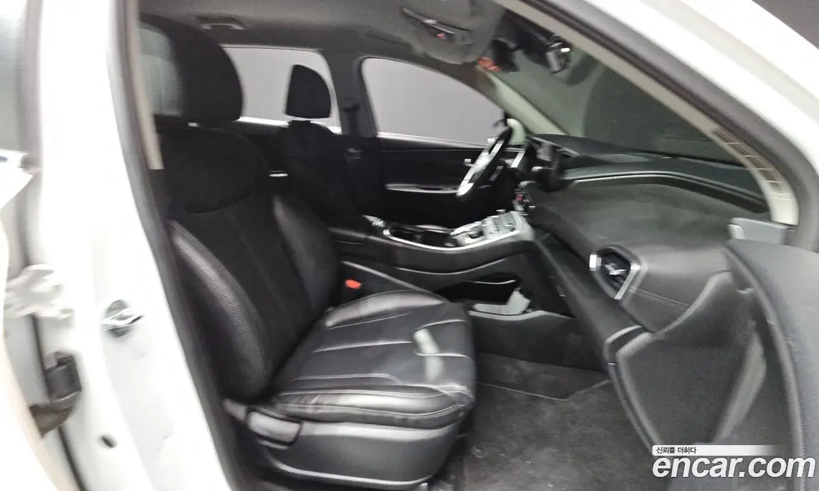 Hyundai Santa Fe 2022 2.2 автомат (гидро), фото 11