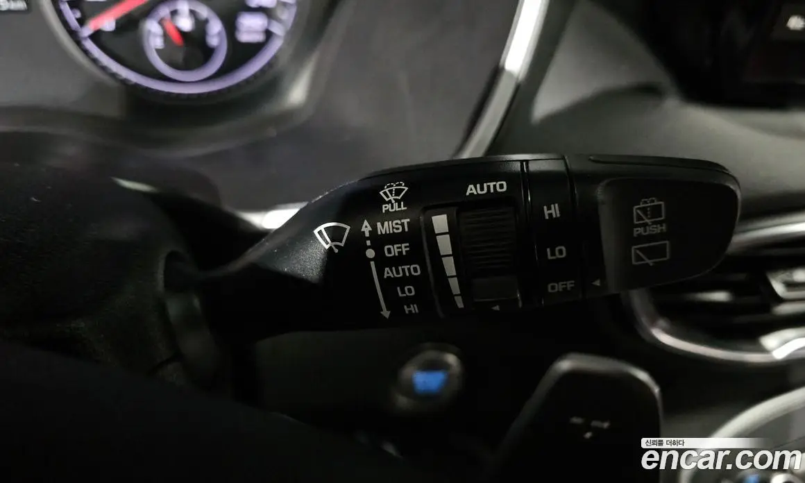 Hyundai Santa Fe 2022 2.2 автомат (гидро), фото 17