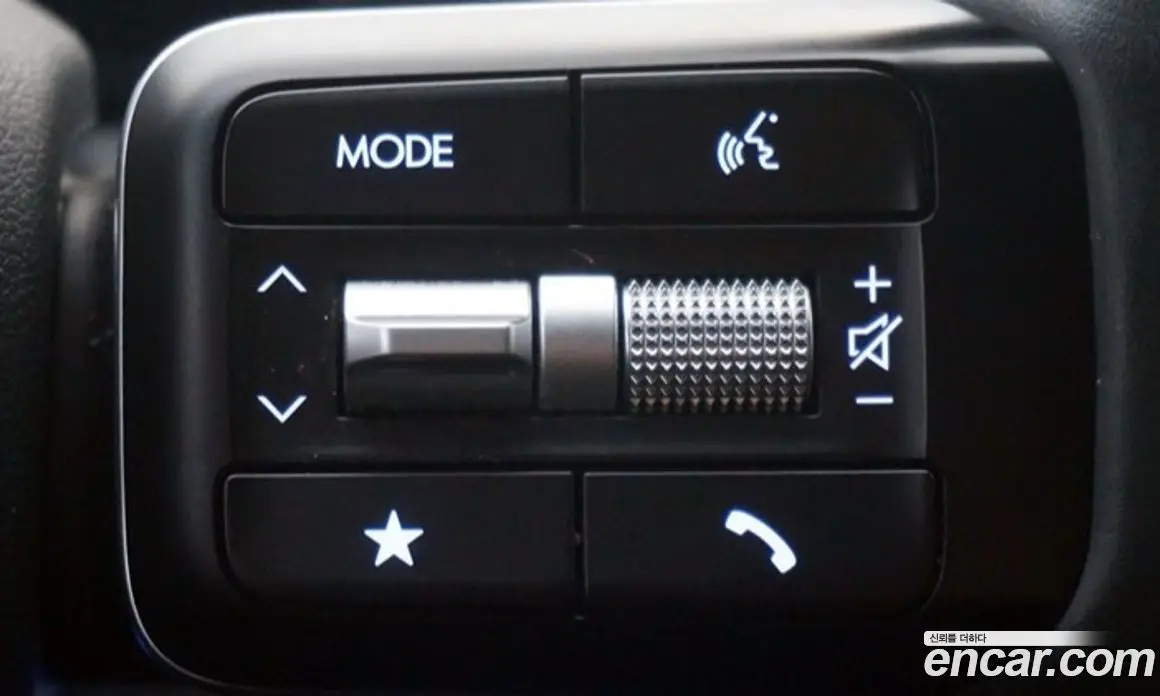 Hyundai Santa Fe 2024 2.5 автомат (гидро), фото 12