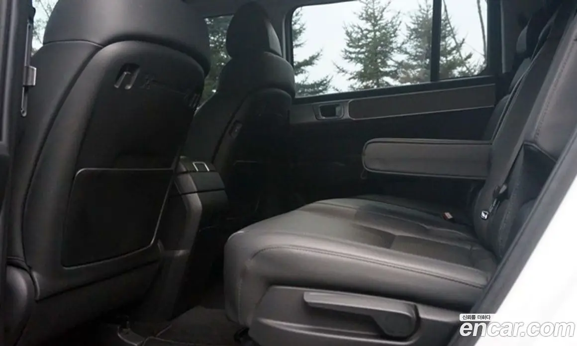 Hyundai Santa Fe 2024 2.5 автомат (гидро), фото 10