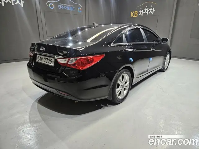 Hyundai Sonata 2011 2.0 автомат (гидро), миниатюра 2