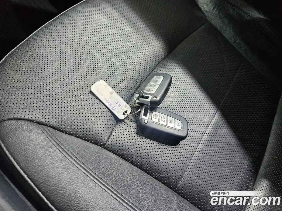 Hyundai Sonata 2011 2.0 автомат (гидро), фото 17