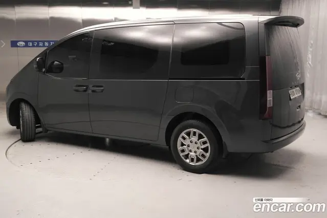 Hyundai Staria 2021 2.2 автомат (гидро), миниатюра 2