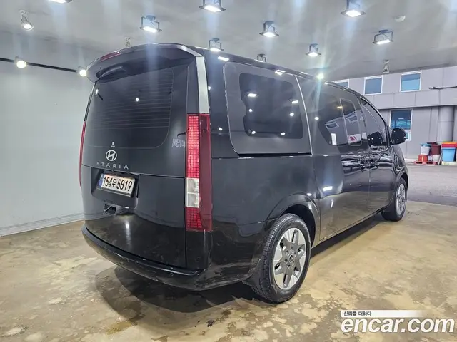 Hyundai Staria 2024 1.6 автомат (гидро), миниатюра 4